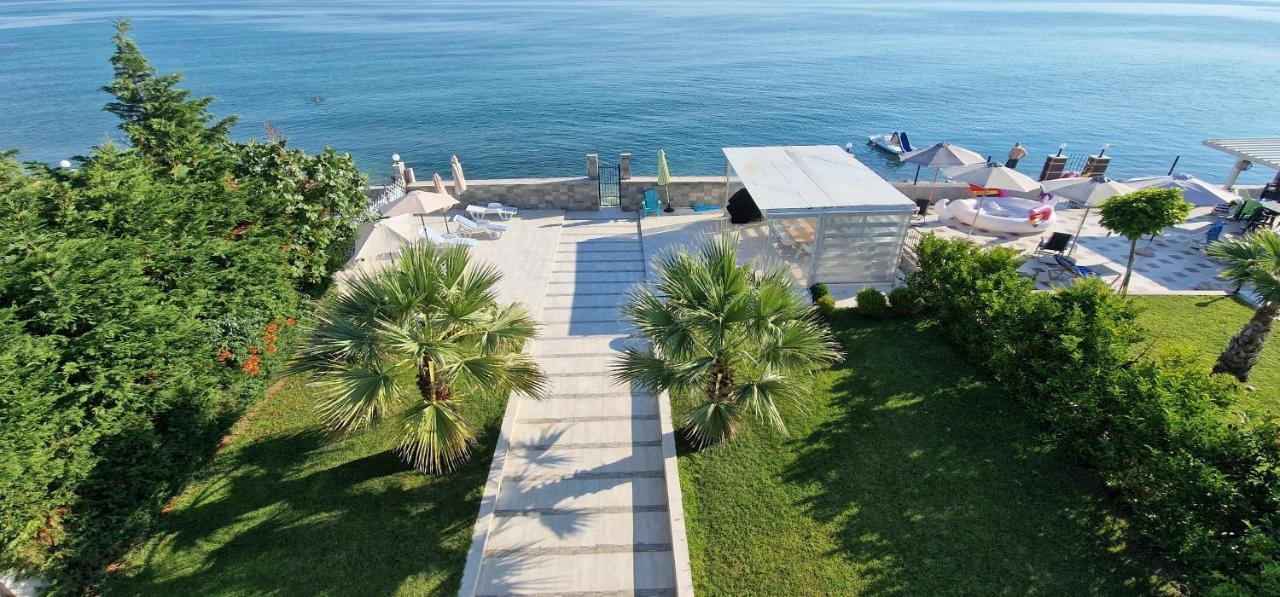 Marry'S House Villa Kariani ภายนอก รูปภาพ